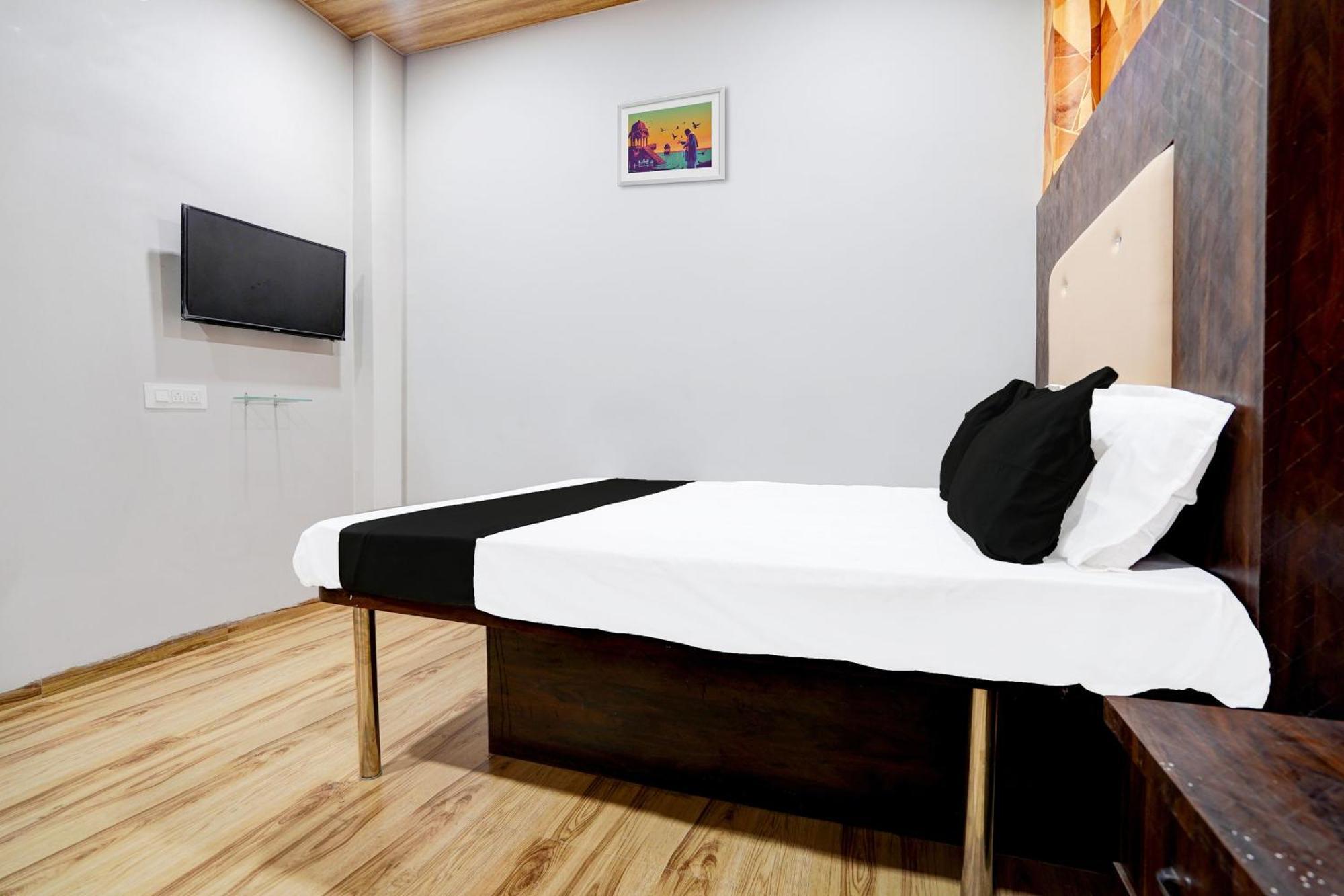 Hotel O New Sai Resort Nagpur Exterior photo